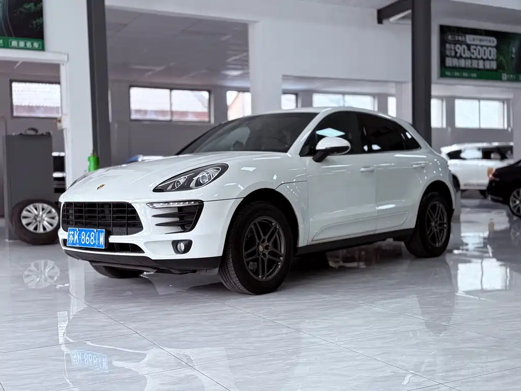 Porsche Macan 2015 — фото 1