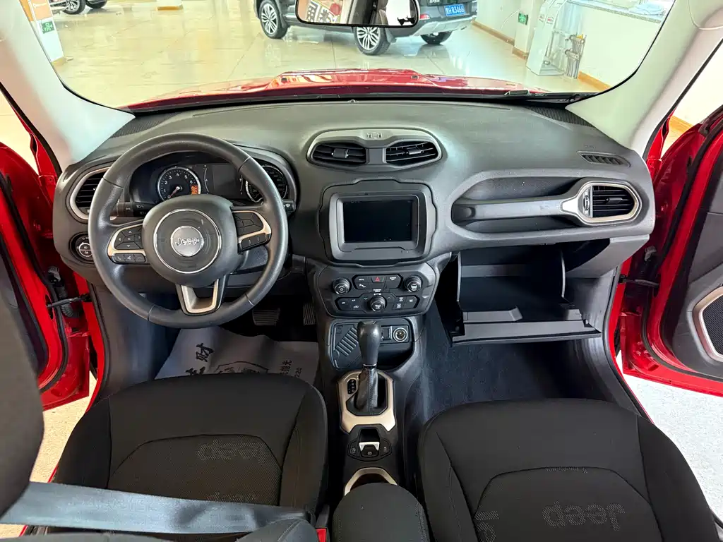 Jeep Renegade 2020 — фото 6