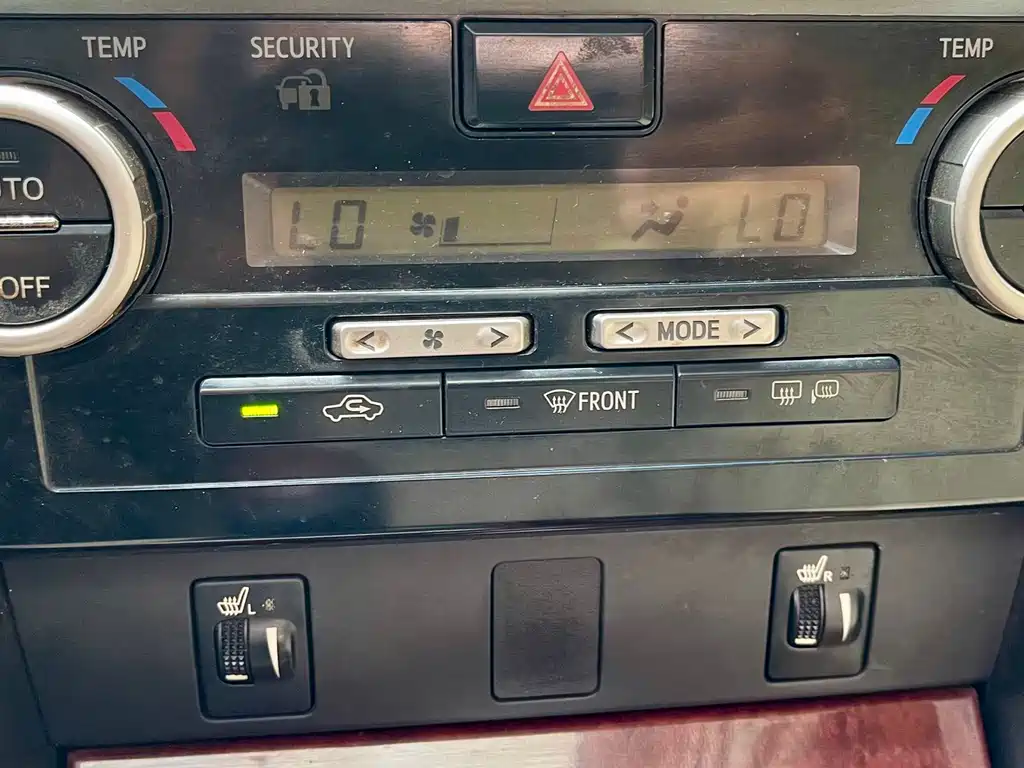 Toyota Camry 2014 — фото 17