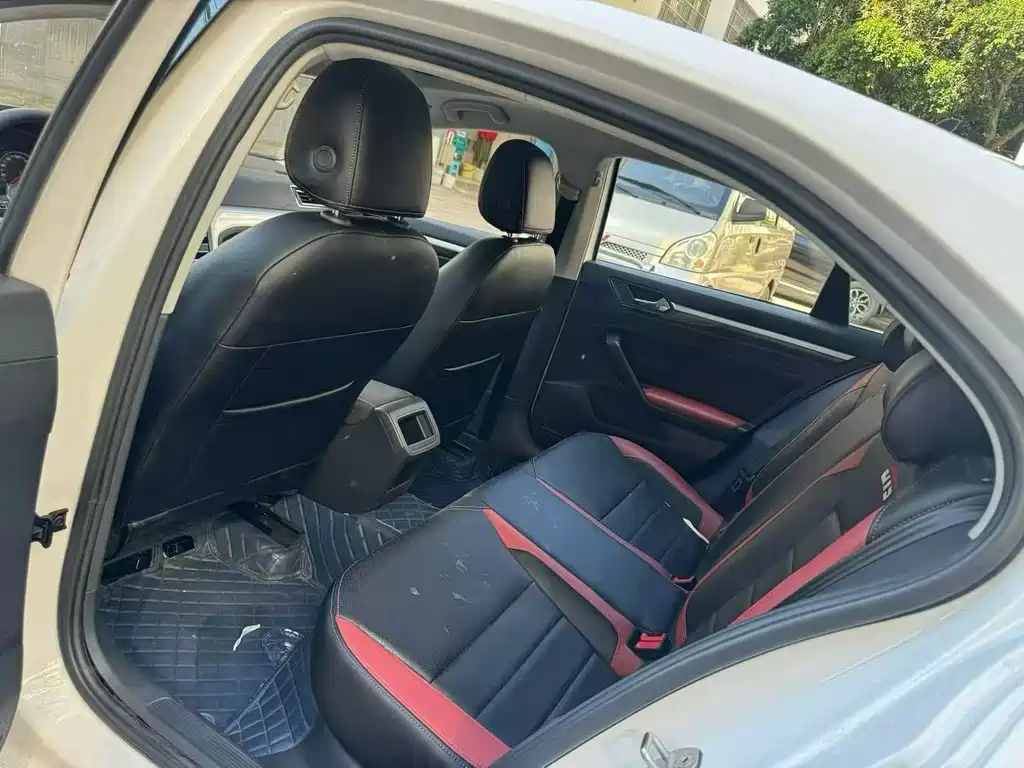 Volkswagen Lamando 2021