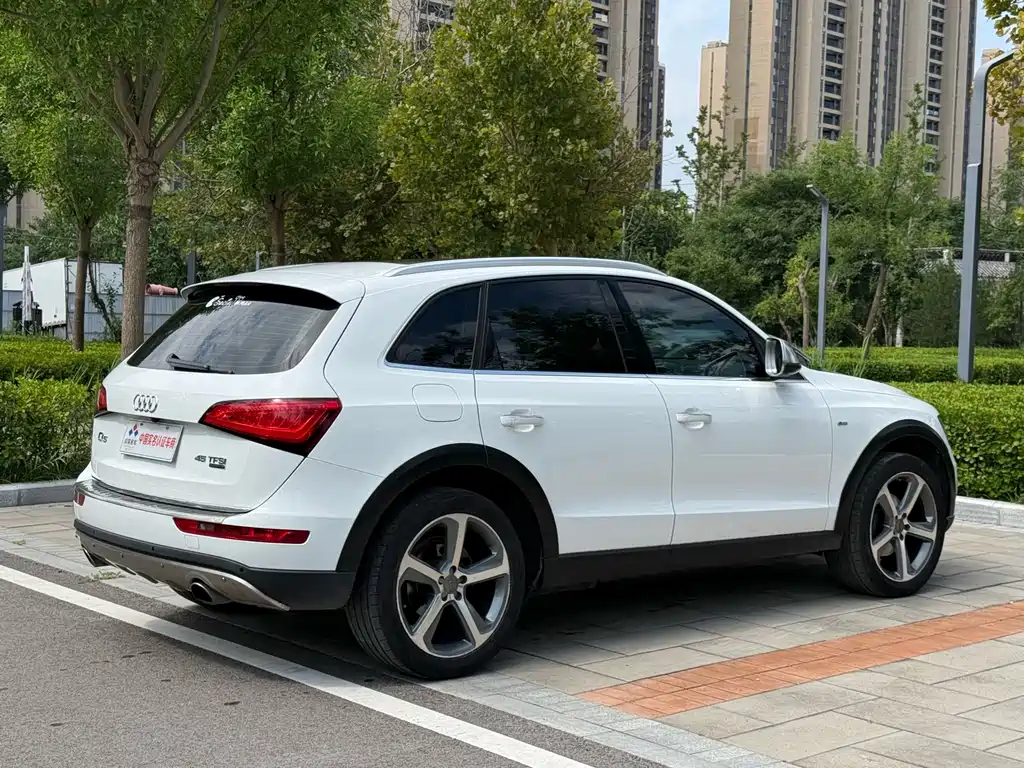 Audi Q5 2016 — фото 17