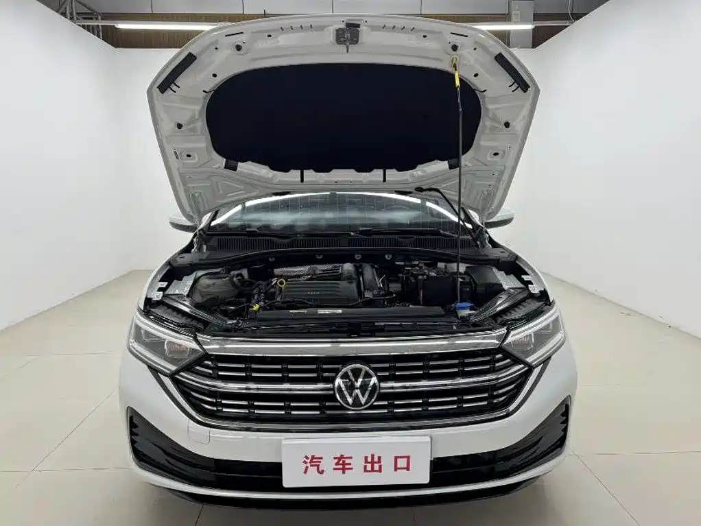 Volkswagen Sagitar 2022