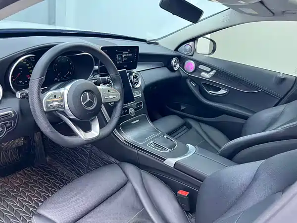 Mercedes-Benz C-Class 2021