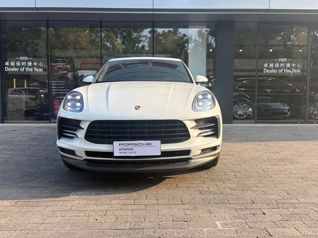 Porsche Macan 2021 — фото 2