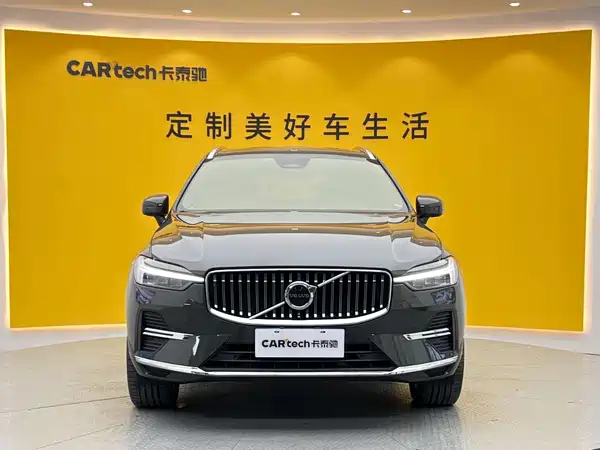 Volvo XC60 2022