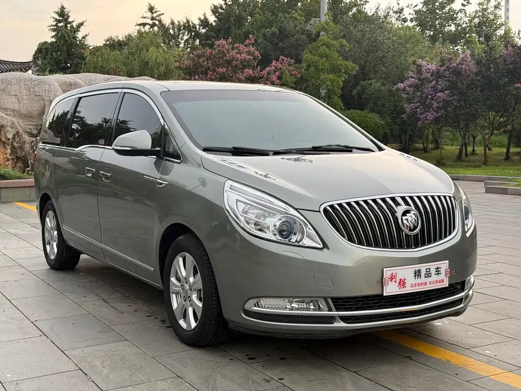 Buick GL8 2015 — фото 3