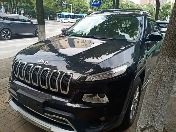 Jeep Cherokee 2016