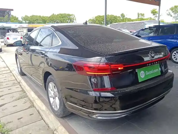 Volkswagen Passat 2023