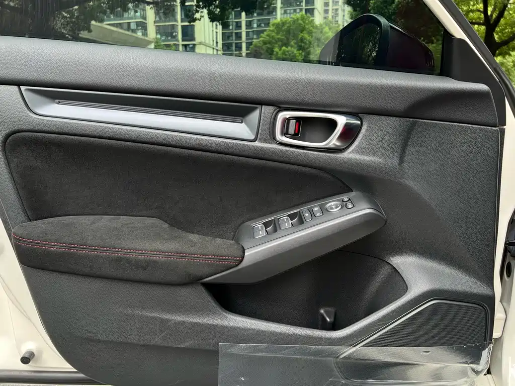 Honda Civic 2026 — фото 14