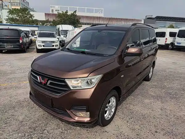 Wuling Hongguang 2019