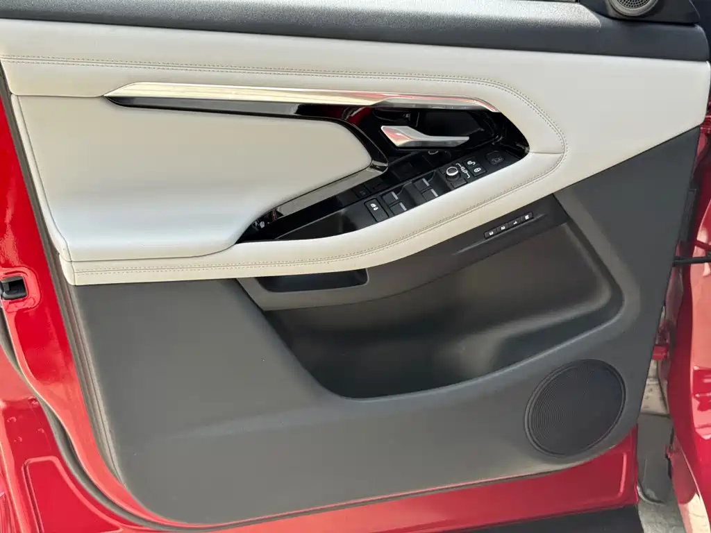 Land Rover Range Rover Evoque 2020 — фото 11