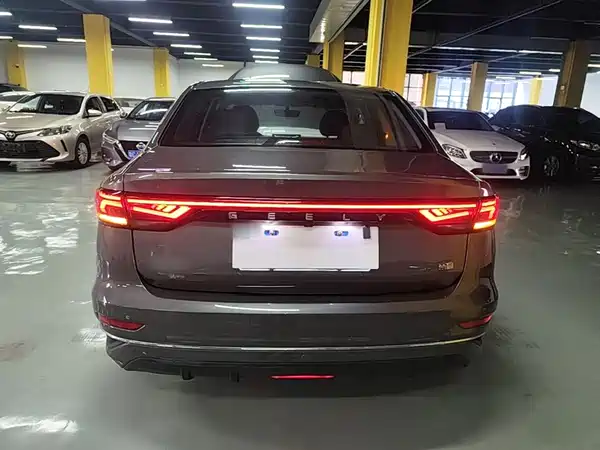 Geely Emgrand 2023