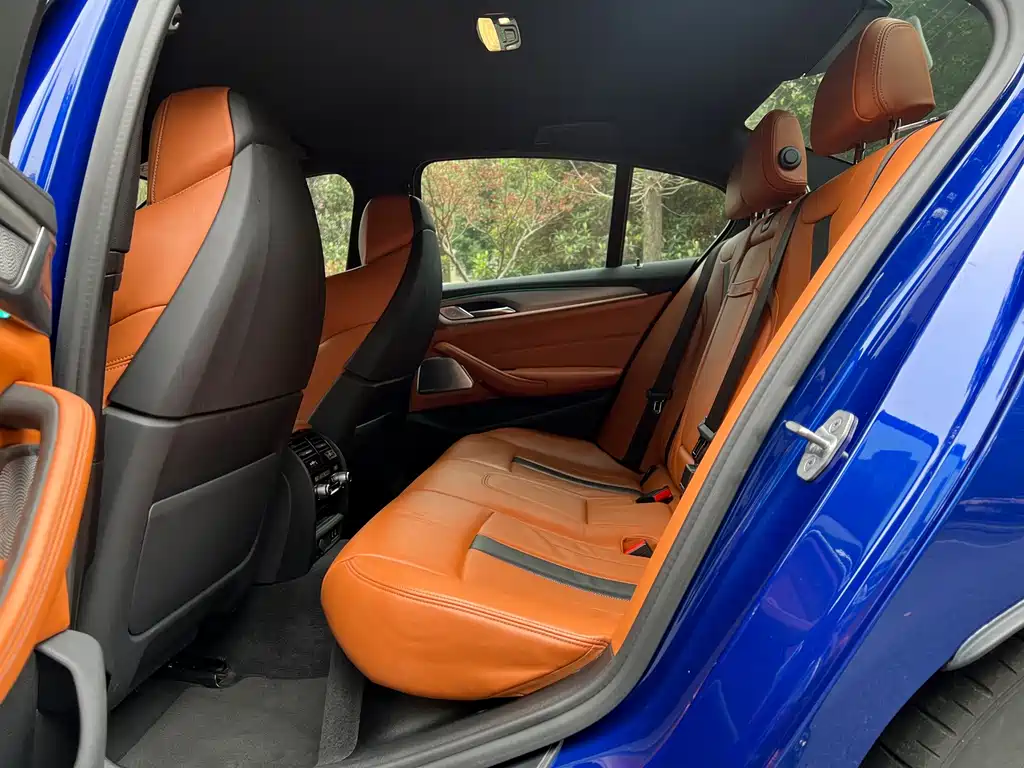 BMW M5 2021 — фото 12