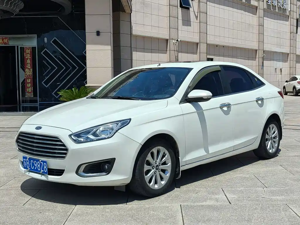 Ford Forrest 2015