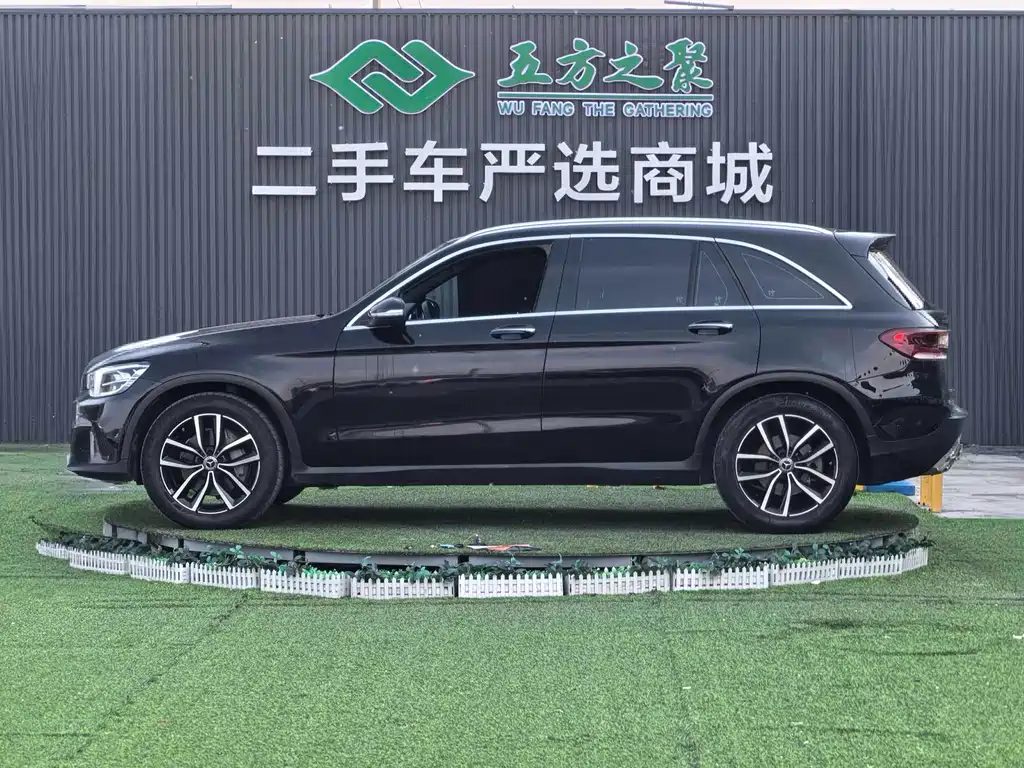 Mercedes-Benz GLC 2020 — фото 20