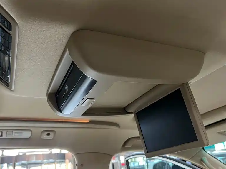 Toyota Alphard 2016 — фото 15