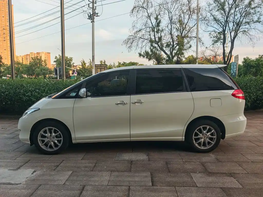 BYD M6 2015 — фото 14