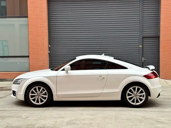 Audi TT 2011