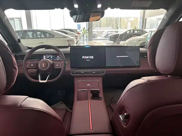 Hongqi HS6 PHEV 2026