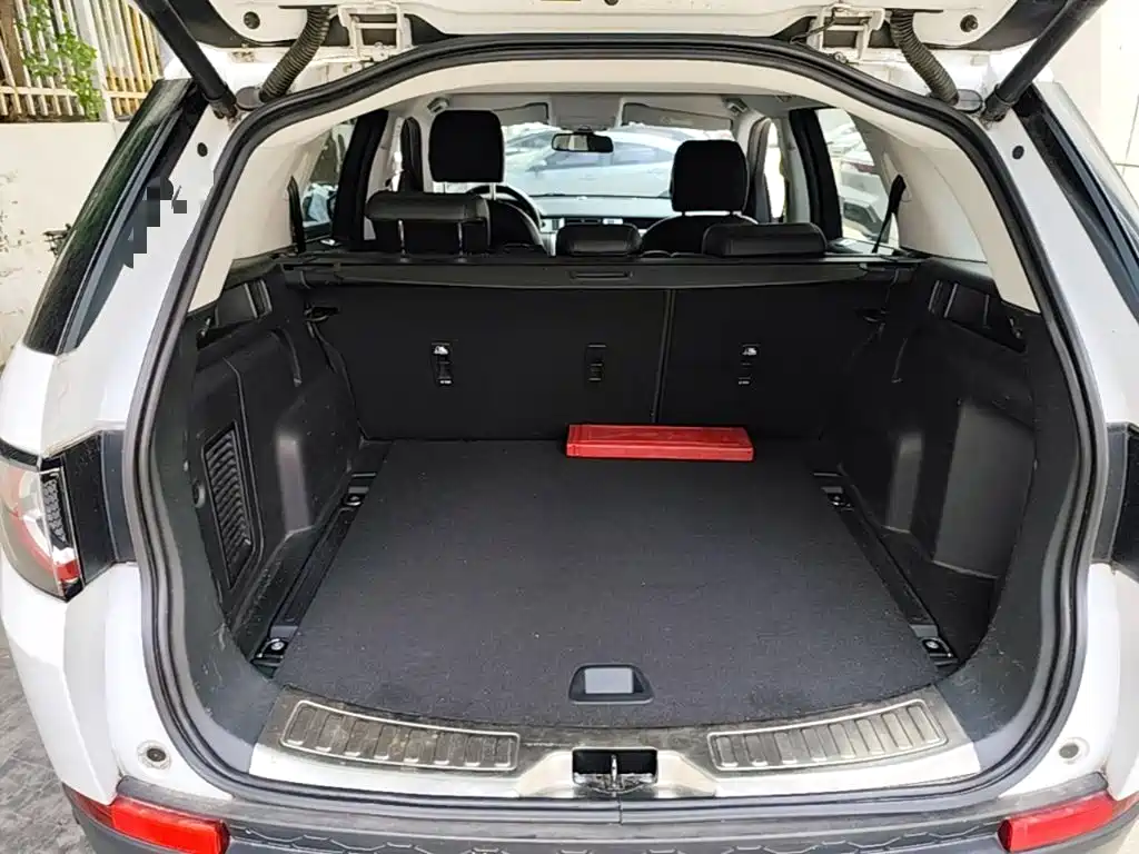 Land Rover Discovery Sport 2018 — фото 19