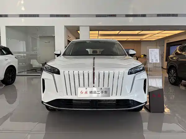 Hongqi HS6 PHEV 2026