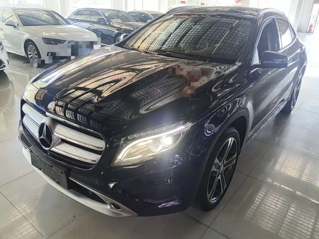 Mercedes-Benz GLA 2015
