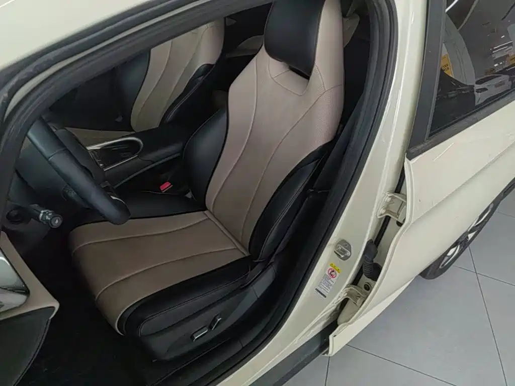 BYD Dolphin 2024 — фото 15