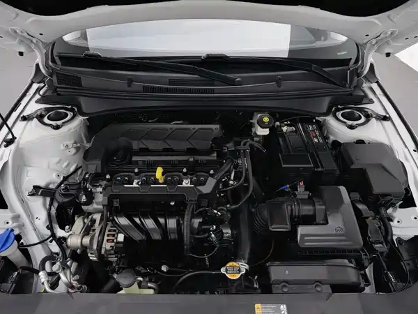 Hyundai Elantra 2024