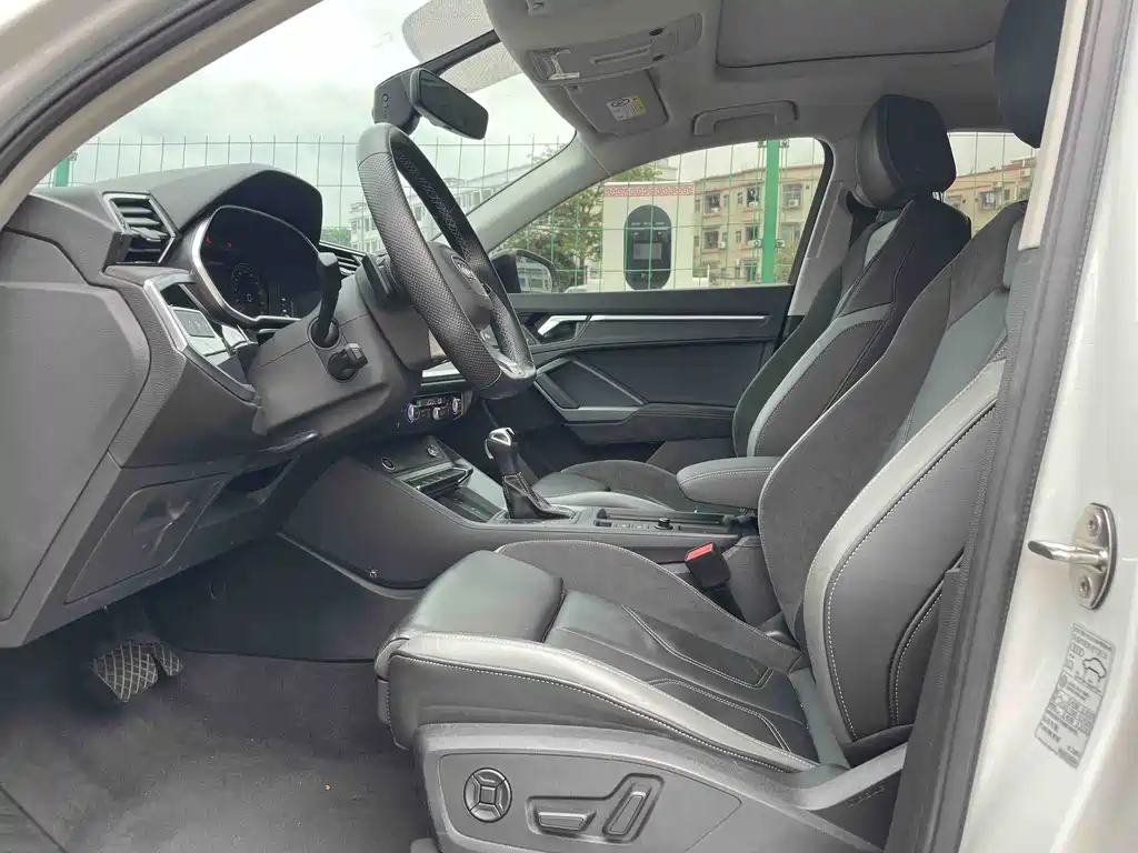 Audi Q3 Sportback 2022 — фото 8