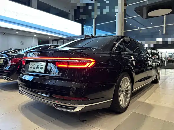 Audi A8 2019