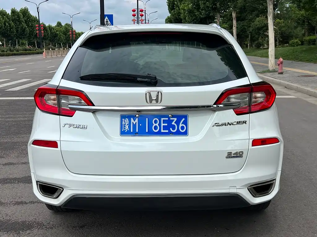 Honda Avancier 2017 — фото 8