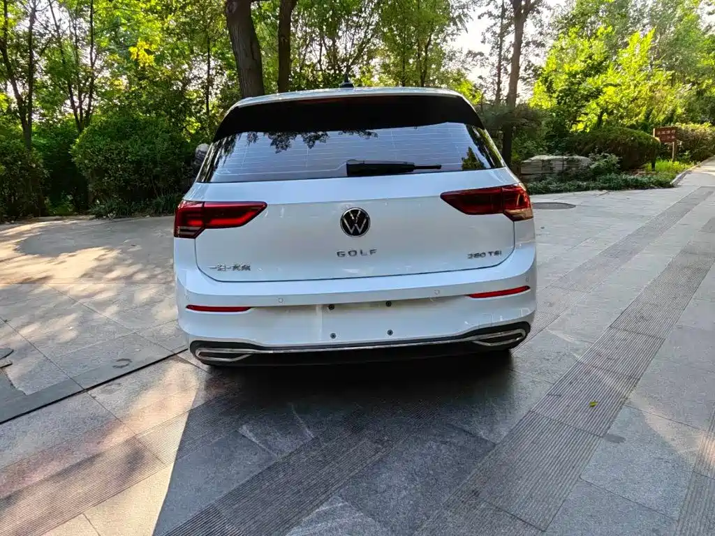 Volkswagen Golf 2022