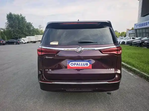 Buick GL8 2023