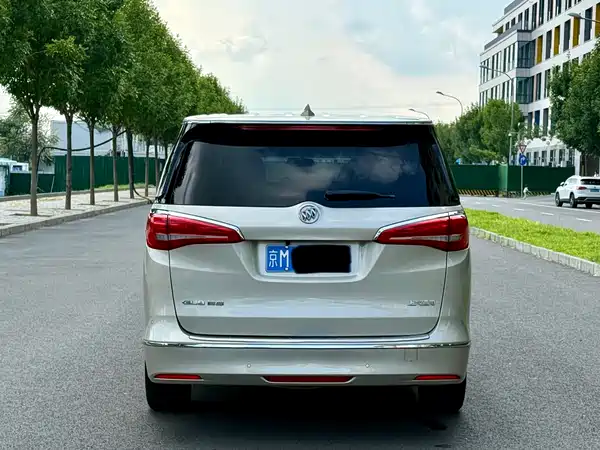Buick GL8 2018