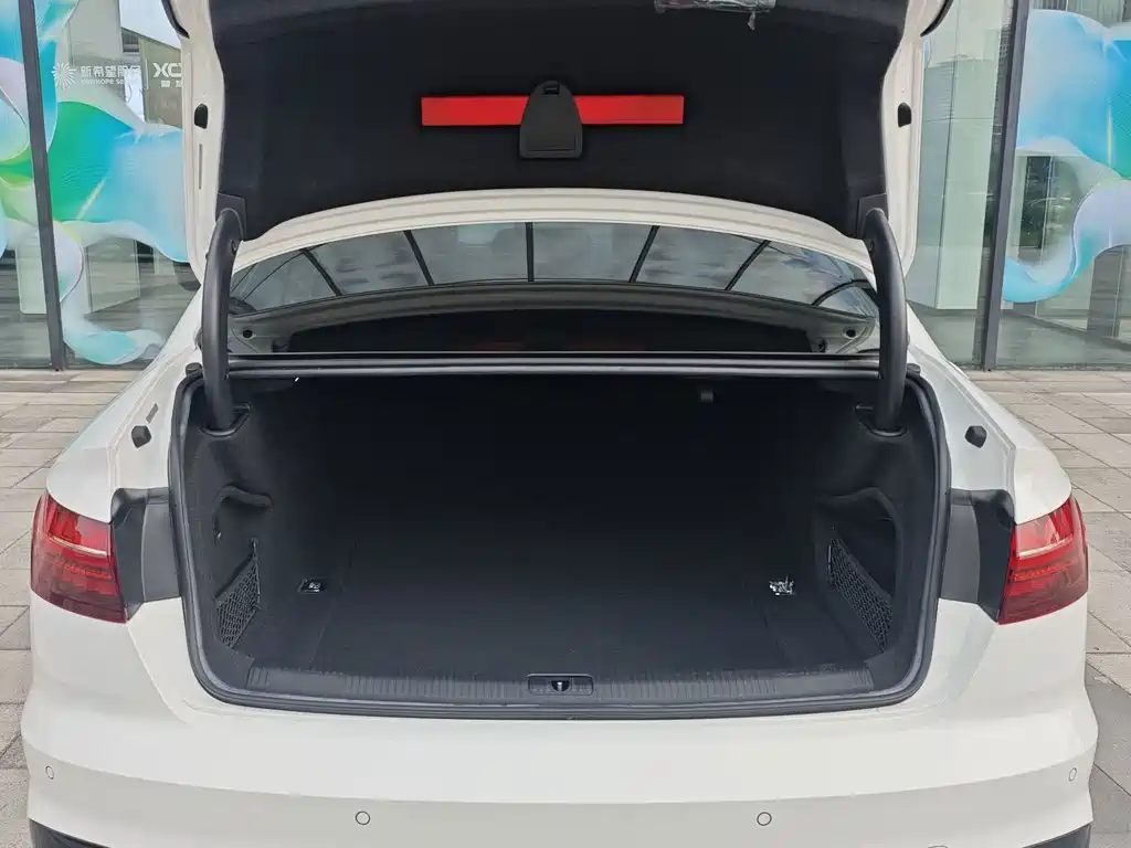 Audi A4L 2022