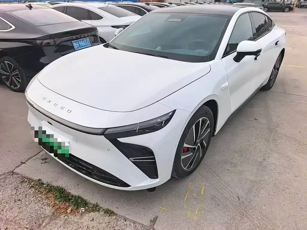 Exeed ES 2025