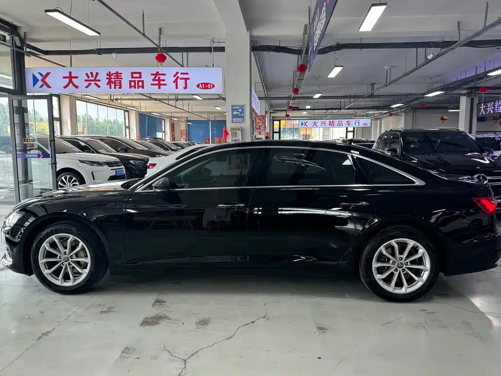 Audi A6L 2020