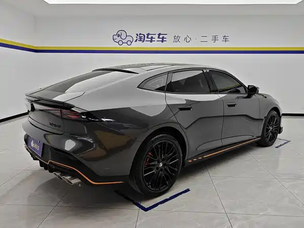 Changan UNI-V 2025