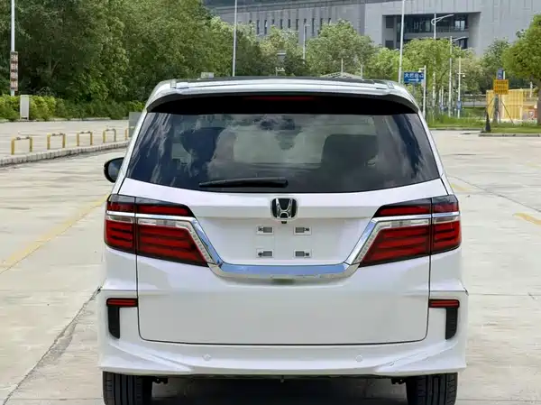 Honda Elysion 2019