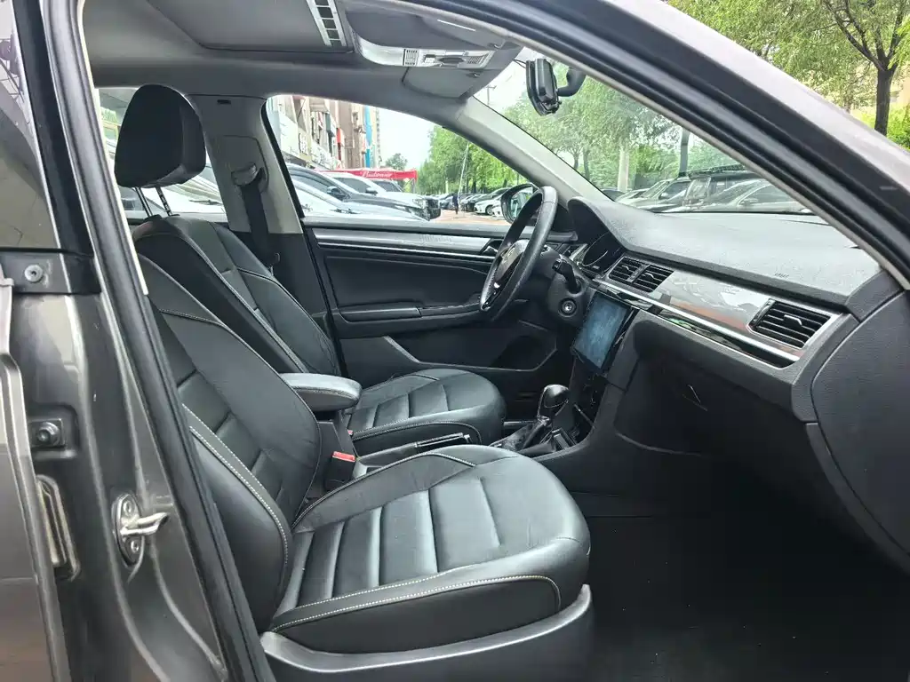 Volkswagen Bora 2016