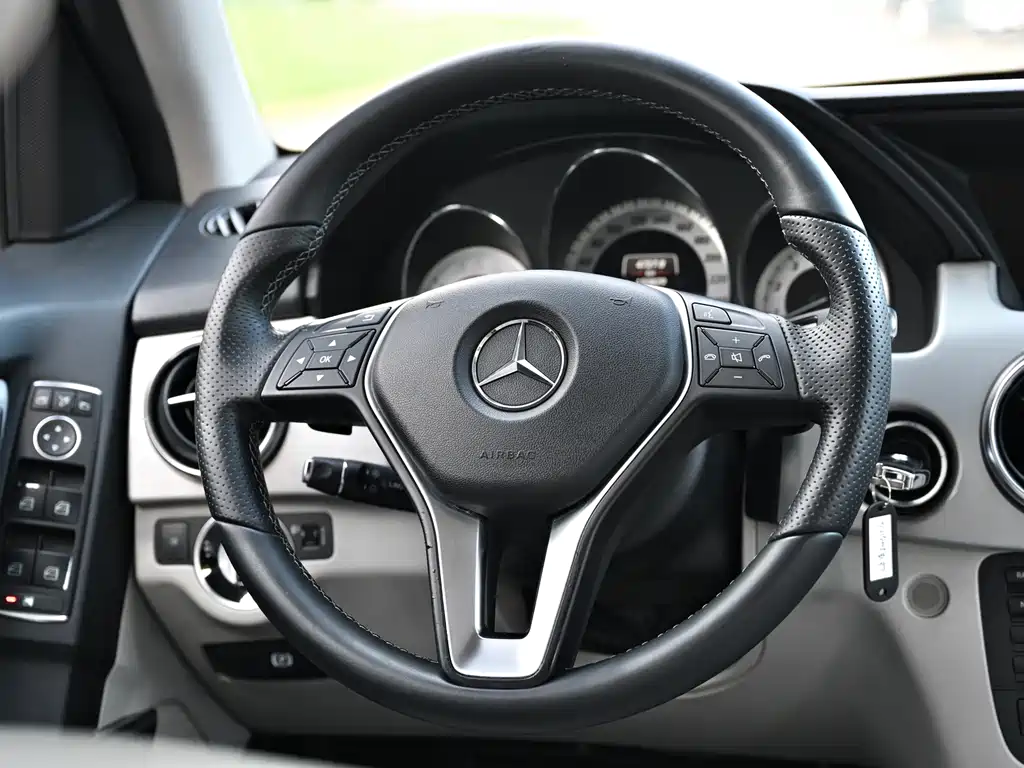Mercedes-Benz GLK-Class 2013 — фото 16