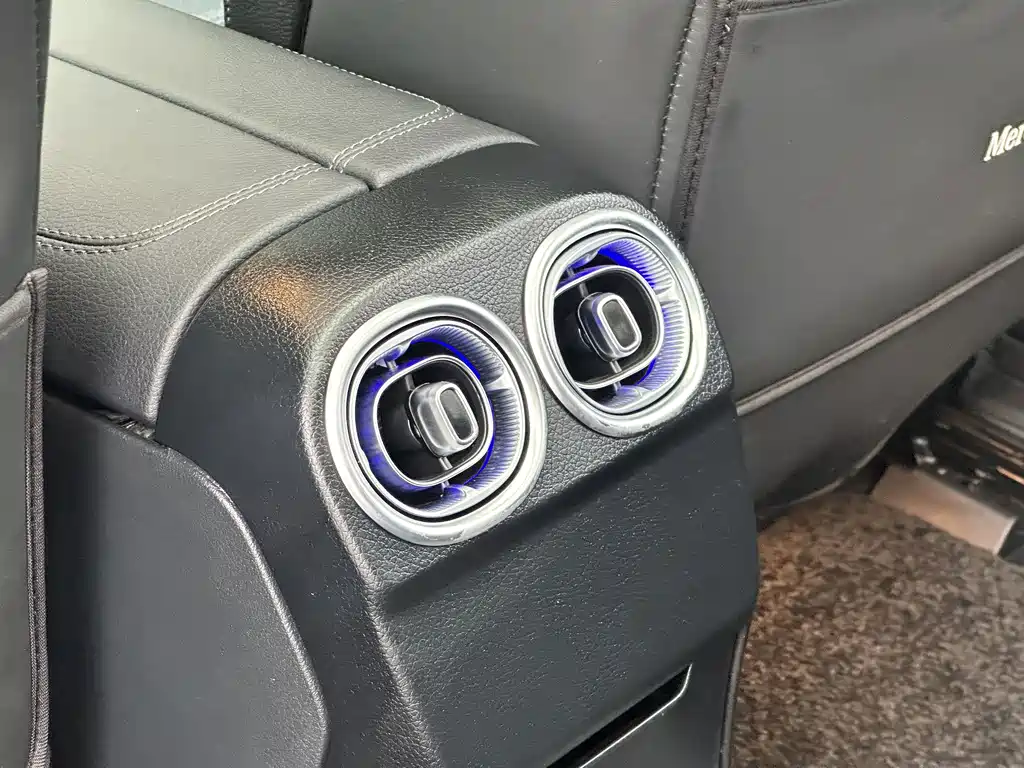 Mercedes-Benz C-Class 2022 — фото 19