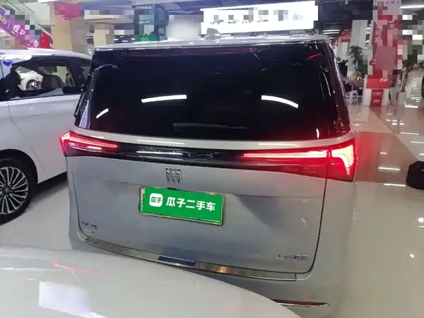 Buick GL8 New Energy 2025