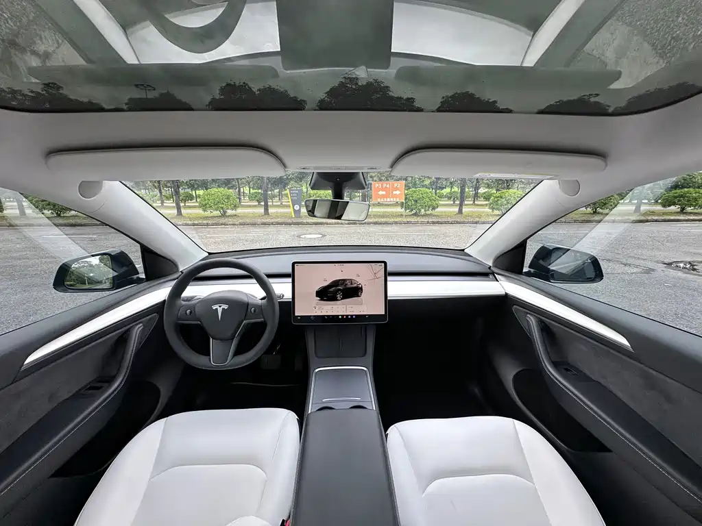 Tesla Model Y 2023 — фото 14