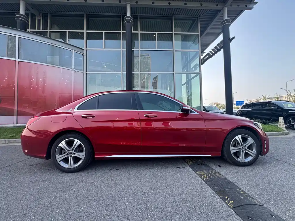 Mercedes-Benz C-Class 2020 — фото 14