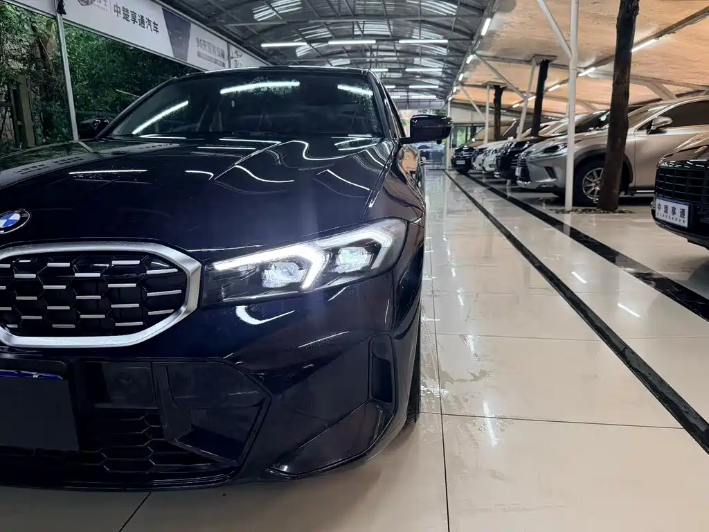 BMW 3 Series 2025