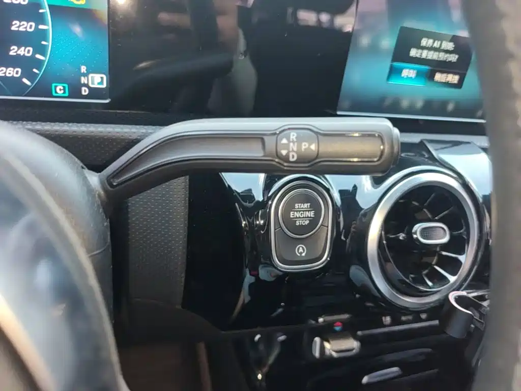 Mercedes-Benz A-Class 2019 — фото 14