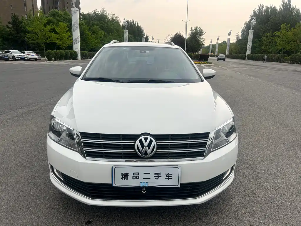 Volkswagen Gran Lavida 2015 — фото 2