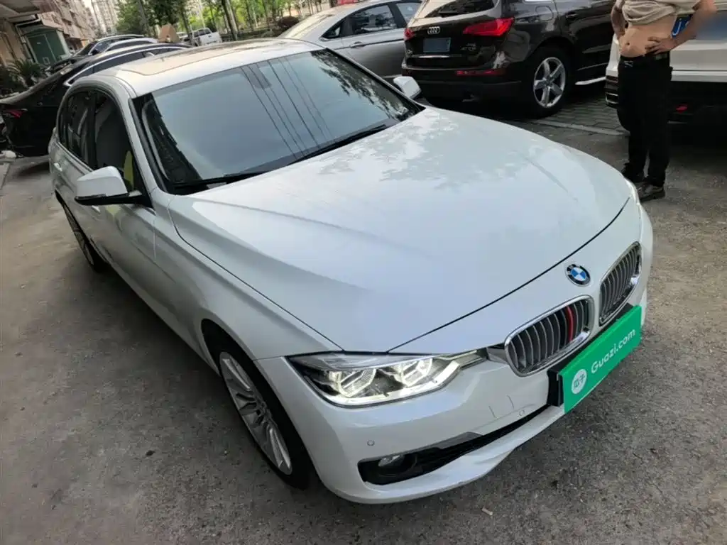 BMW 3 Series 2018 — фото 4
