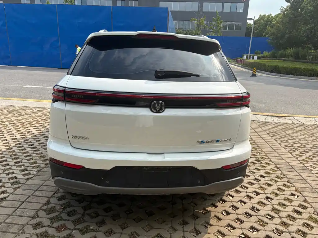 Changan CS55 Pure Electric Version 2020 — фото 10